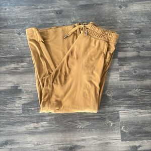 Lululemon On The Fly Pants